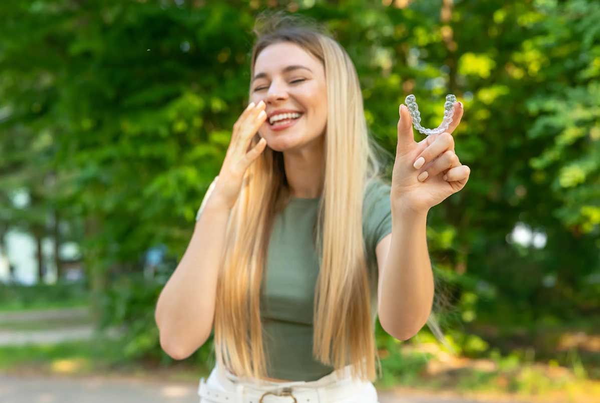 É Possível Usar Invisalign com Gengivite? É Possível Usar Invisalign com Gengivite?<br />