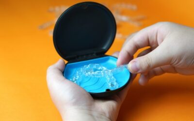 Por que você deve usar os alinhadores Invisalign por 22 horas por dia?