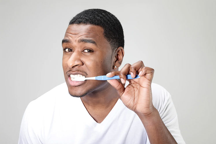 Por que a limpeza dental (profilaxia) é importante para quem tem diabetes? Por que a limpeza dental (profilaxia) é importante para quem tem diabetes?