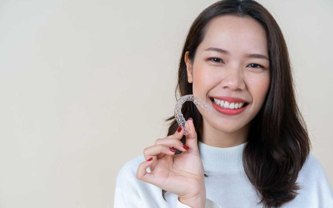 Invisalign com facetas ou coroas: é possível fazer o tratamento?