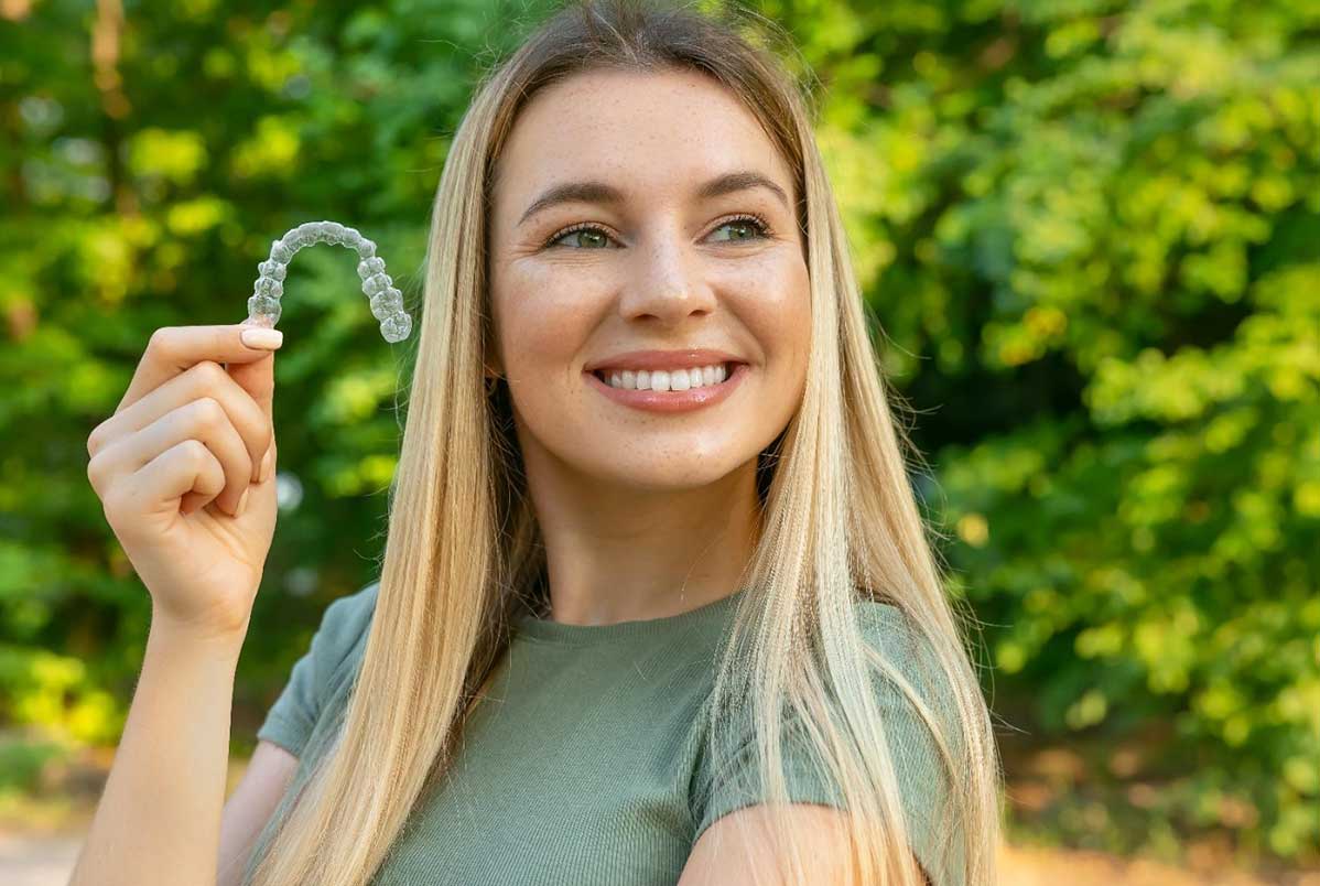 Você está pronto para usar Invisalign? Você está pronto para usar Invisalign?