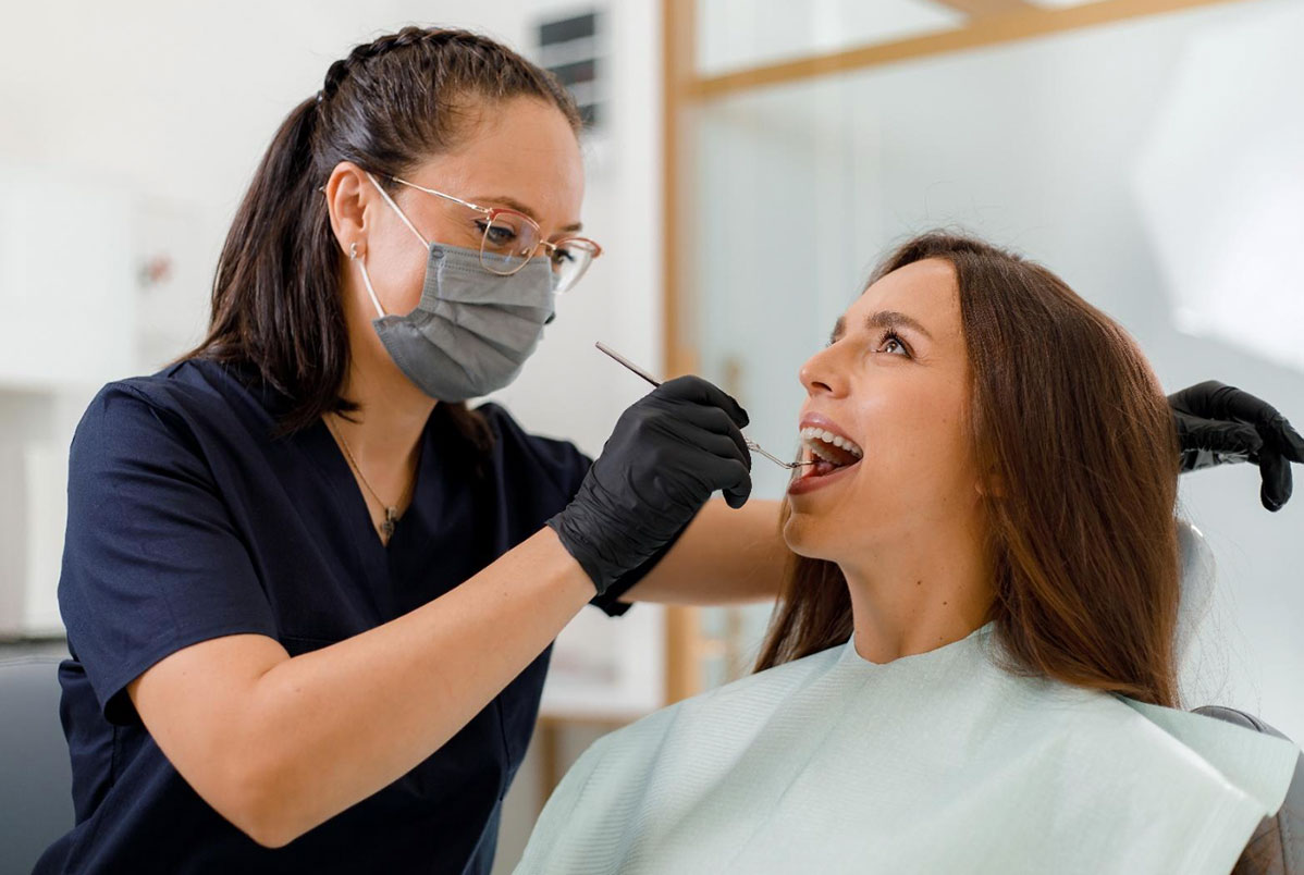 Com que frequência você realmente precisa fazer limpeza dental? Com que frequência você realmente precisa fazer limpeza dental?