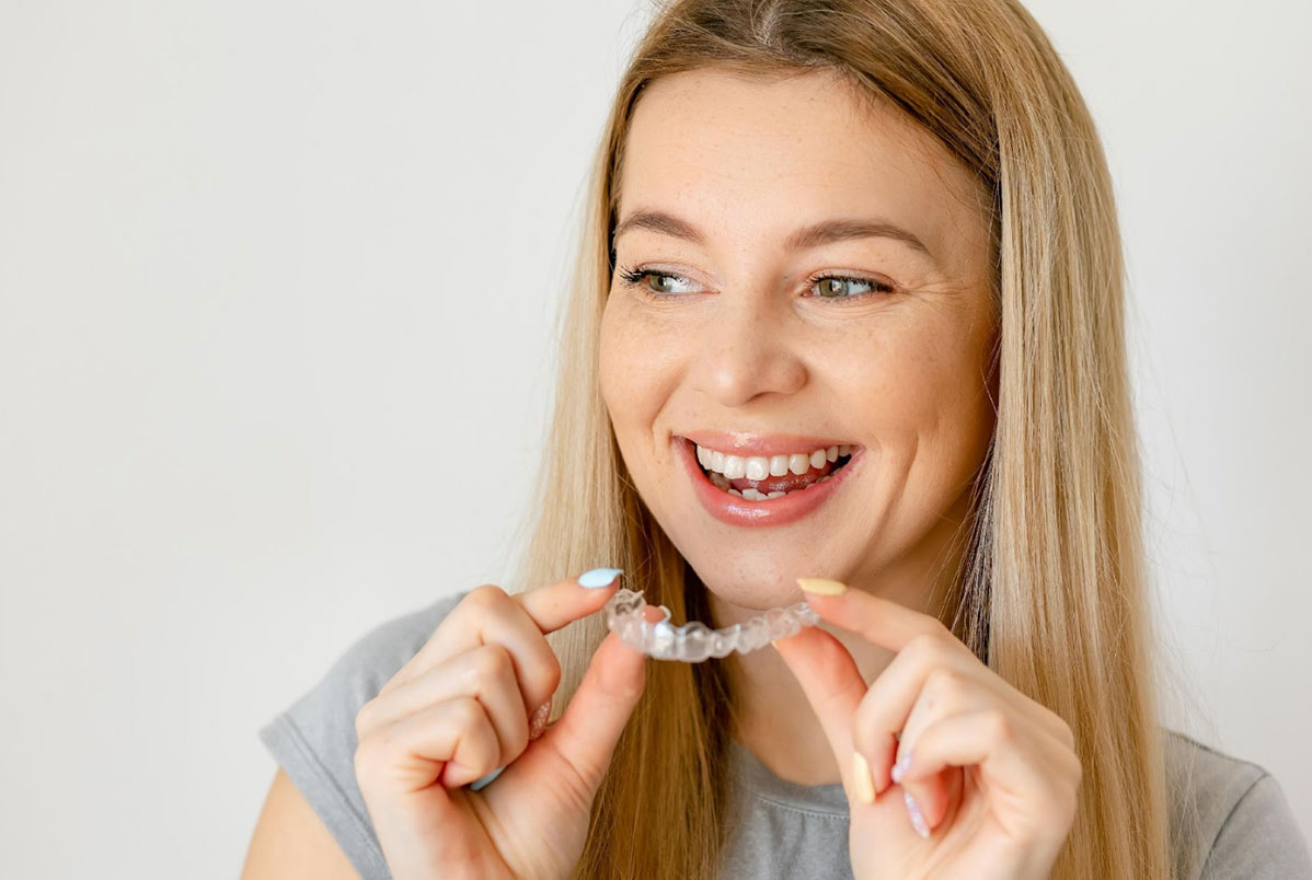 Como funciona a movimentação ortodôntica com Invisalign Como funciona a movimentação ortodôntica com Invisalign