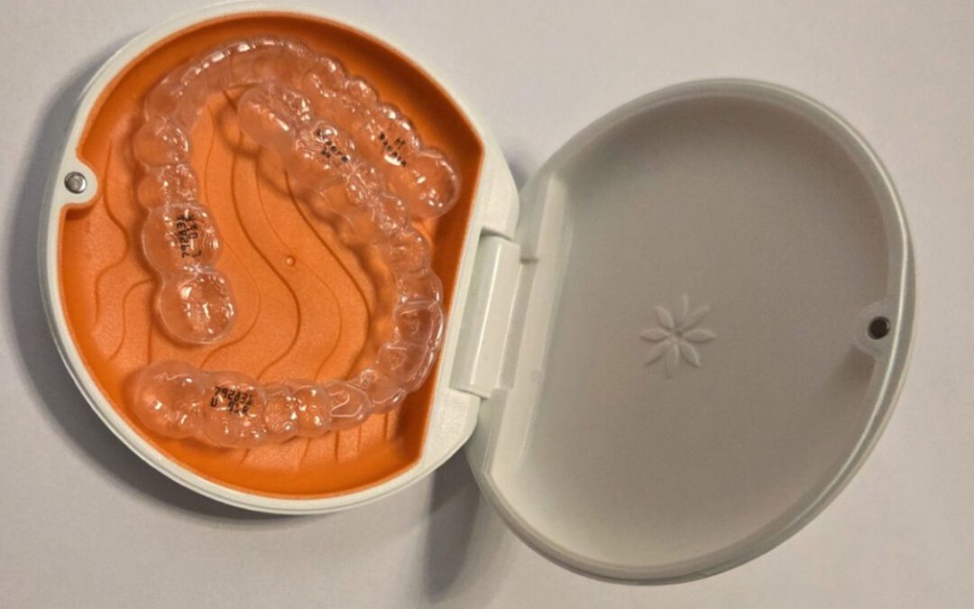 Contenção Invisalign quebrada: conserto ou substituição?