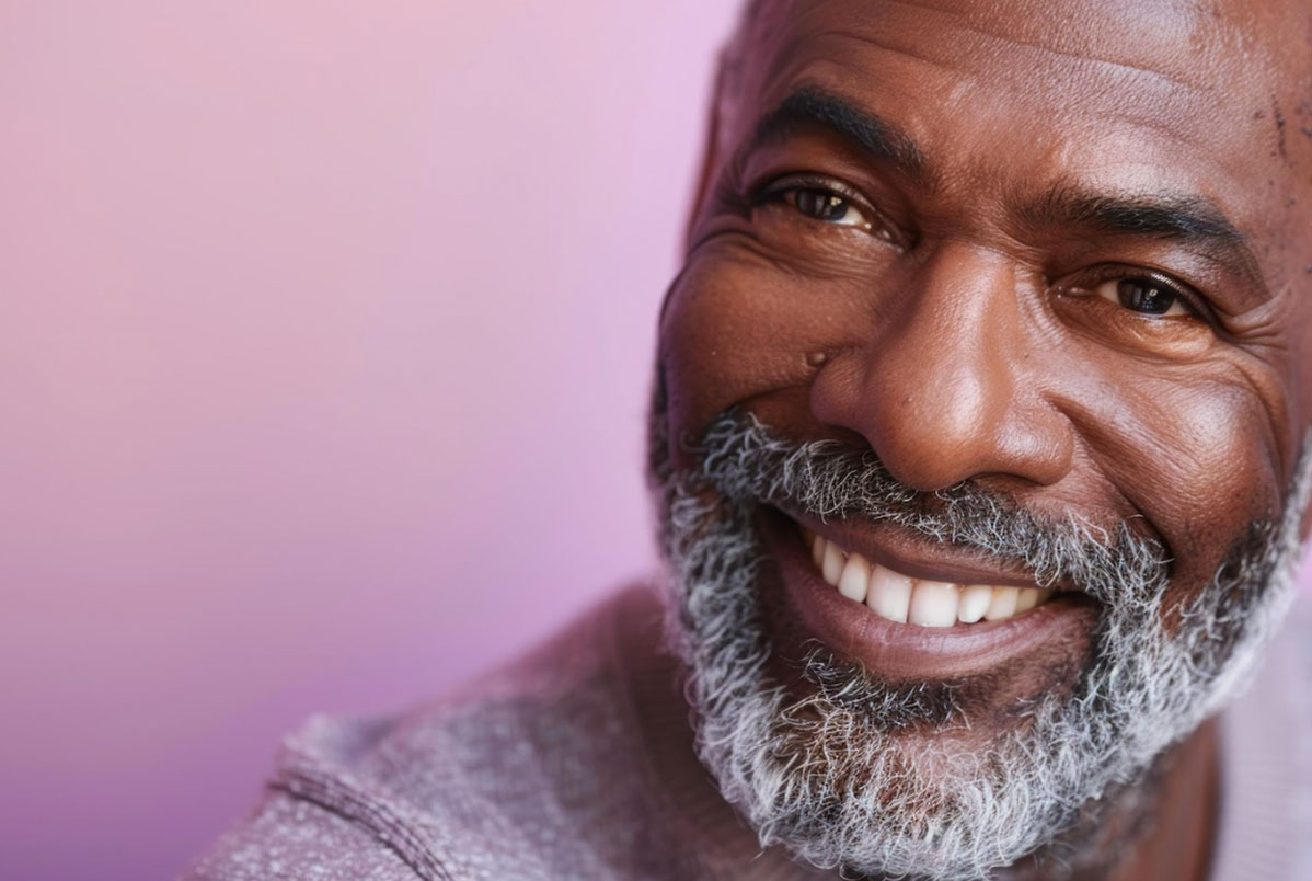 A importância da limpeza dental com AirFlow para idosos A importância da limpeza dental com AirFlow para idosos