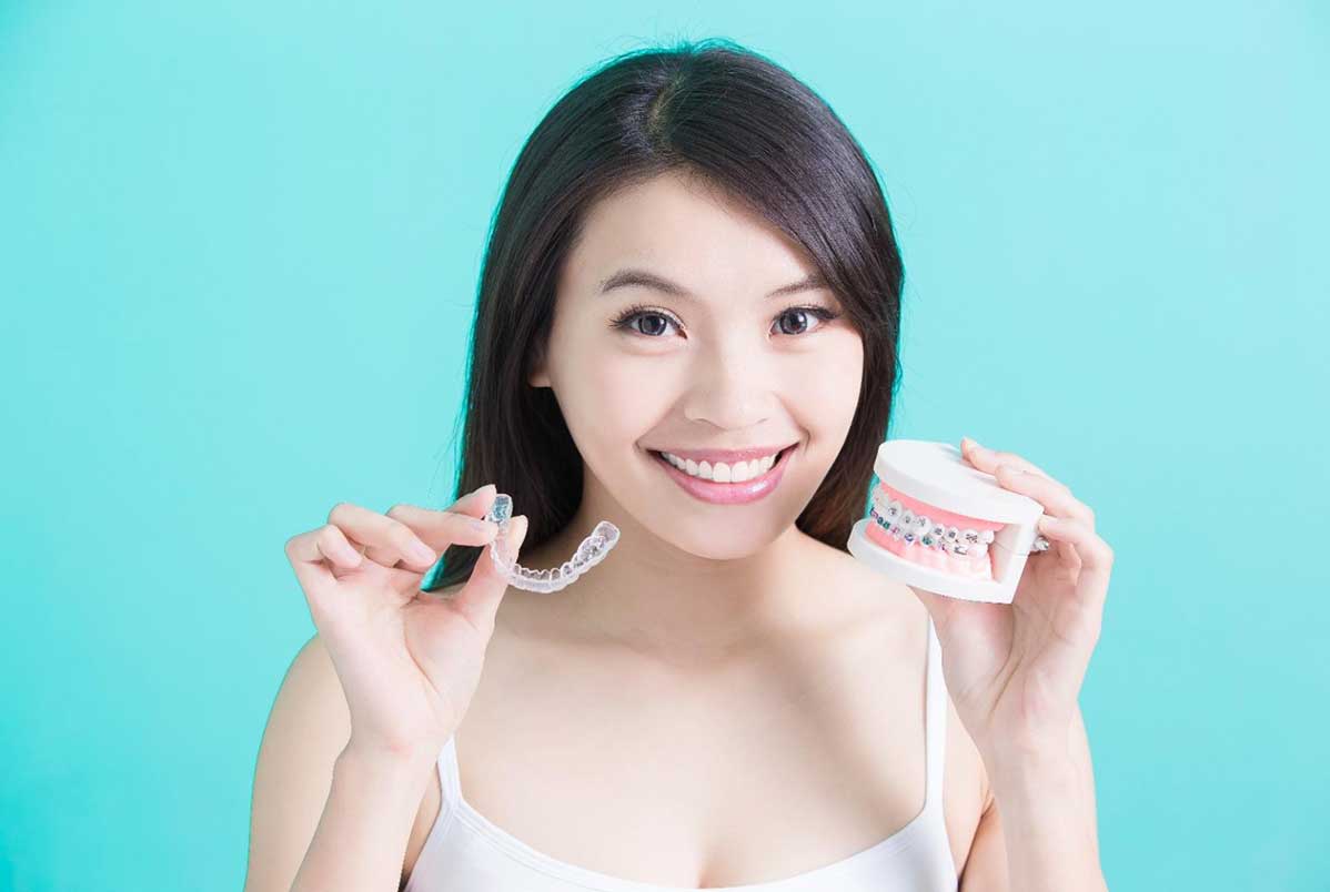 Invisalign ou aparelho fixo: qual é melhor para o meu caso?