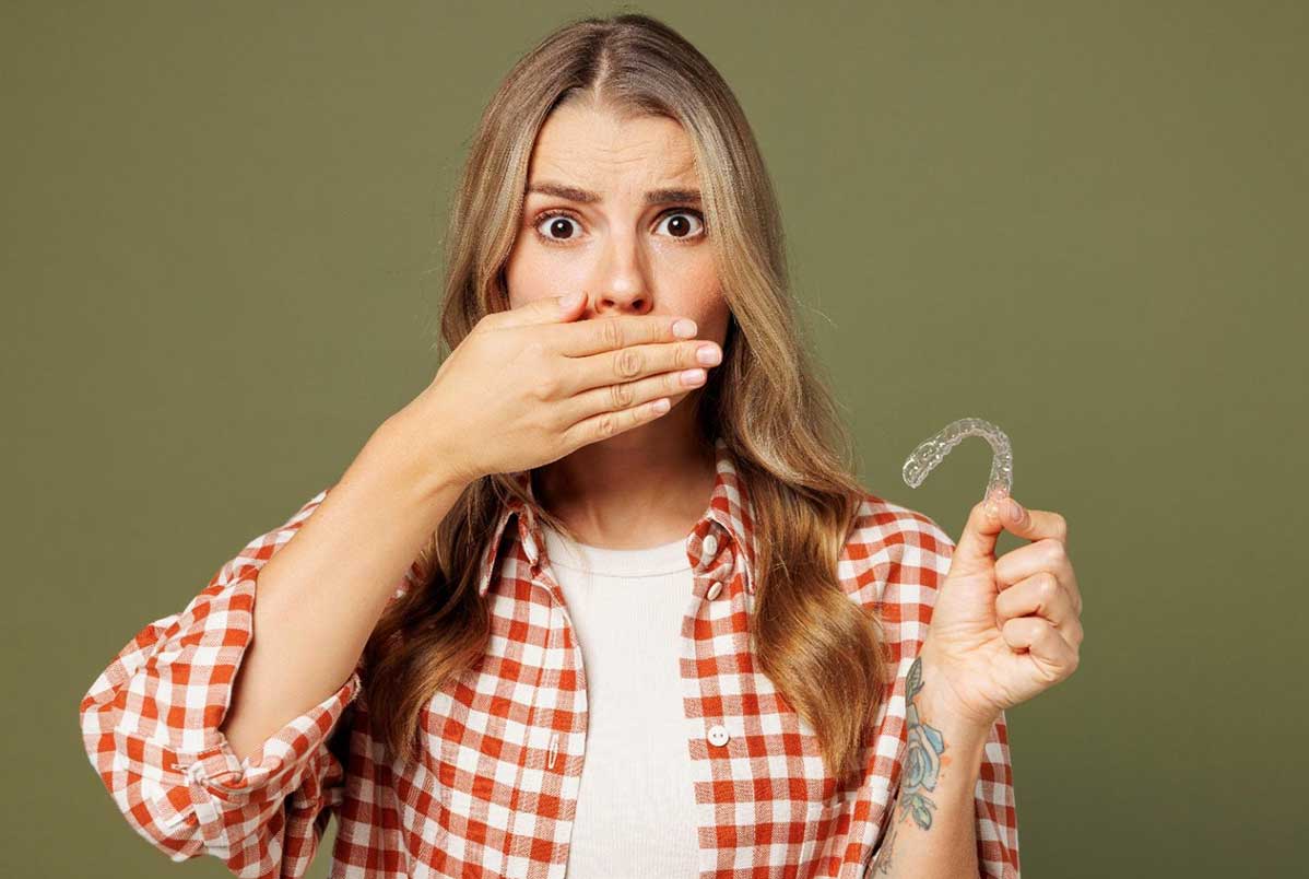 Vergonha de sorrir por causa dos dentes: quando isso vira um problema de saúde?<br />

